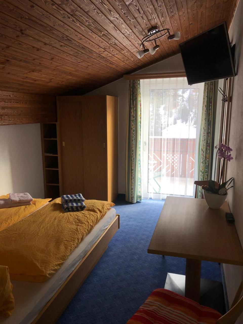 Garni-Appartement Collina ซัมเนาน์ ภายนอก รูปภาพ